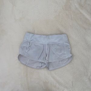 Lululemon shorts 2.5”